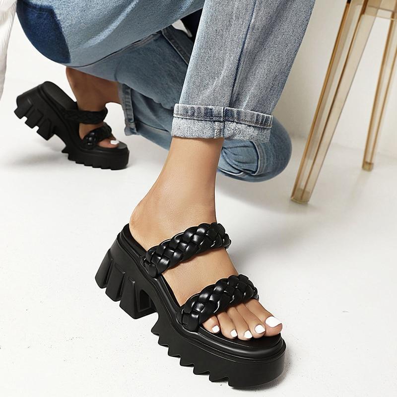 Twisted Strap Treaded Sandals