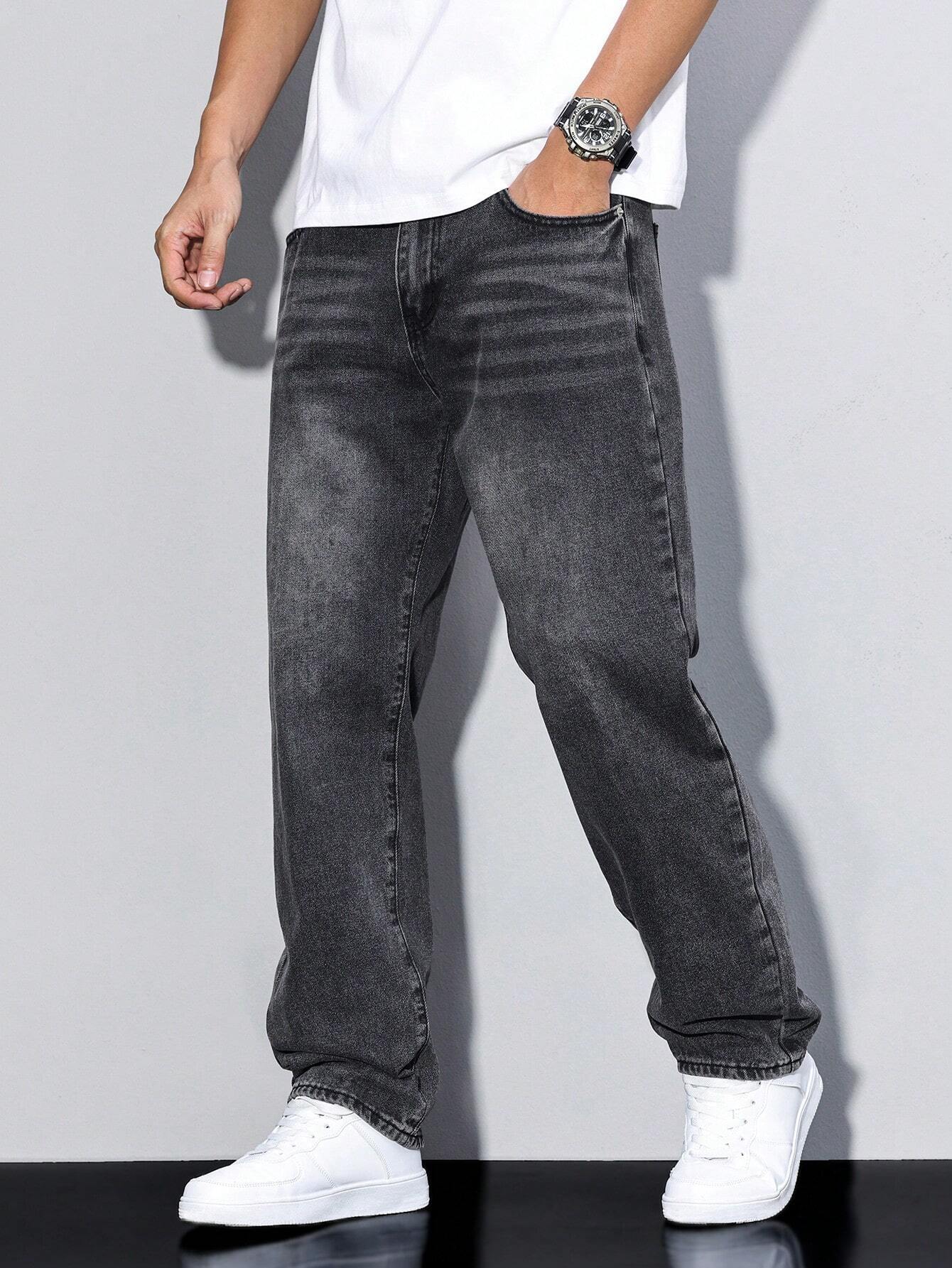 Relaxed Fit Fade Jeans