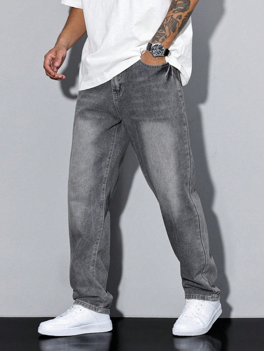 Relaxed Fit Fade Jeans