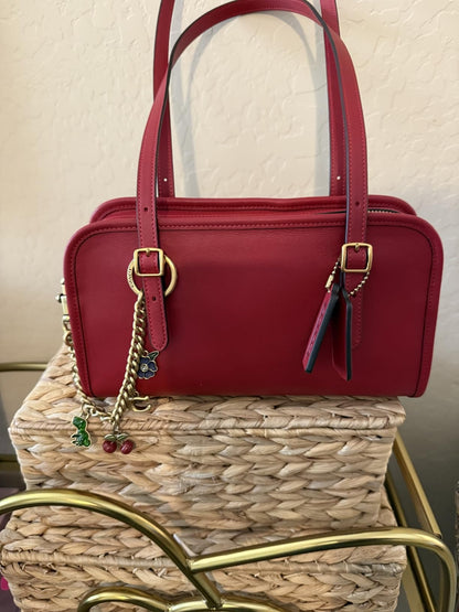 Classic Flat-Profile Shoulder Bag